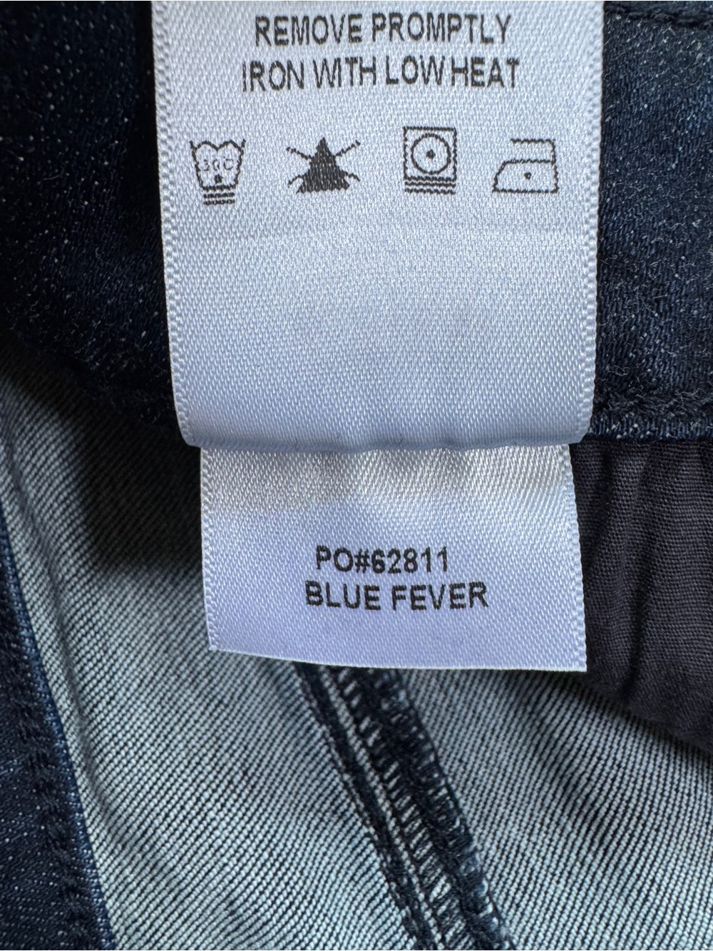 Level 99 Dark Wash Skinny Jeans with Red Stripe Trim 28 - Picture 8 of 11